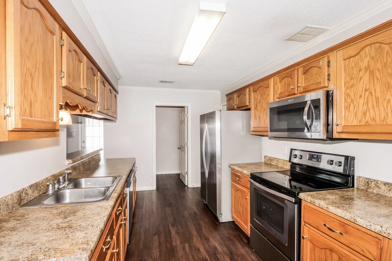 1,790/Mo, 7291 Bridle Ln Southaven, MS 38671 Kitchen View