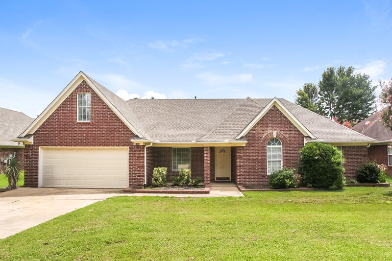 1,975/Mo, 6906 Greyhawk Cv N Olive Branch, MS 38654 External View