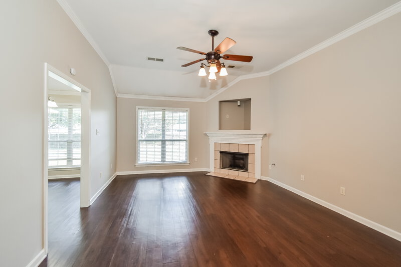 2,480/Mo, 6906 Greyhawk Cv N Olive Branch, MS 38654 Living Room View