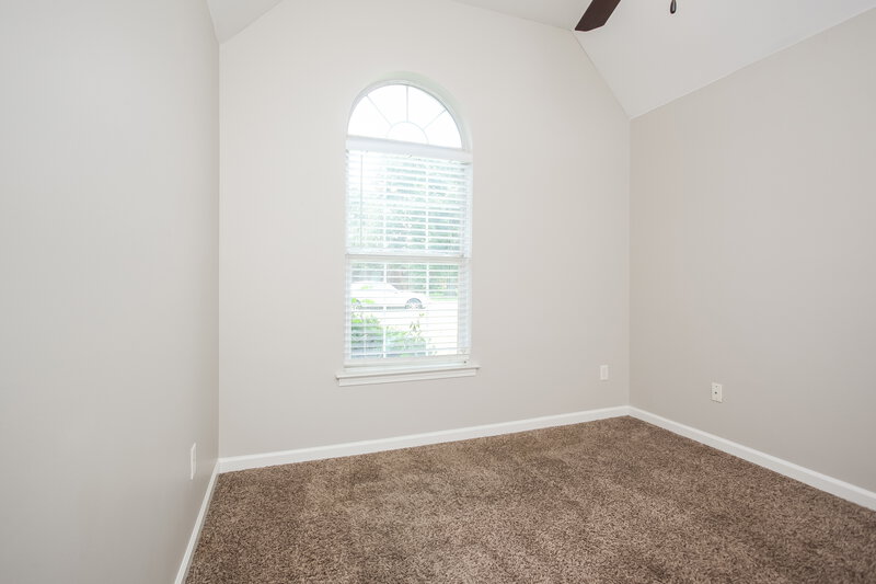 1,975/Mo, 6906 Greyhawk Cv N Olive Branch, MS 38654 Bedroom View 2
