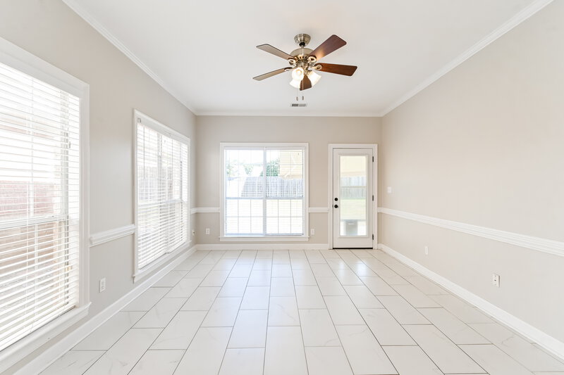 2,380/Mo, 2712 Nelle Ln Southaven, MS 38672 Family Room View