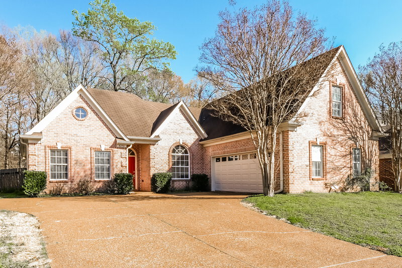 2,240/Mo, 8270 Wesley Woods Cir Cordova, TN 38018 Front View