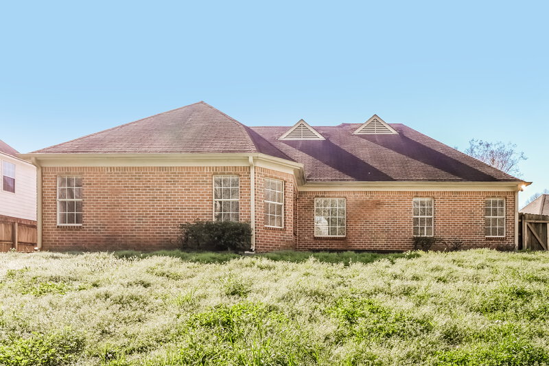2,240/Mo, 8270 Wesley Woods Cir Cordova, TN 38018 Rear View