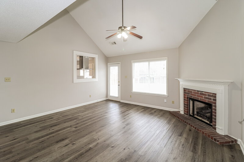 2,060/Mo, 8289 Crimson Creek Dr Cordova, TN 38016 Living Room View