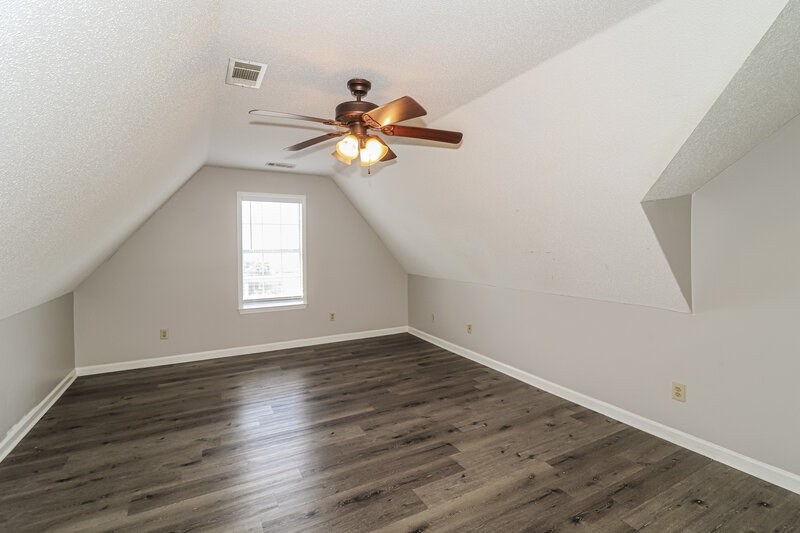 2,060/Mo, 8289 Crimson Creek Dr Cordova, TN 38016 Bedroom View 2