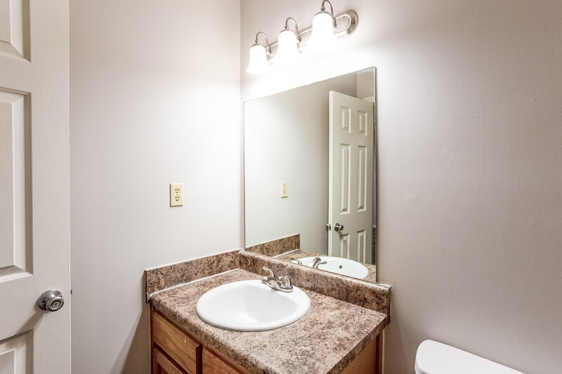 1,680/Mo, 6251 Liberty Point Cv Walls, MS 38680 Bathroom View 2