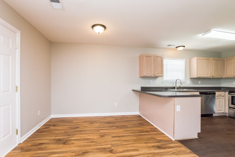 1,965/Mo, 7335 Red Maple Dr Olive Branch, MS 38654 Dining Room View