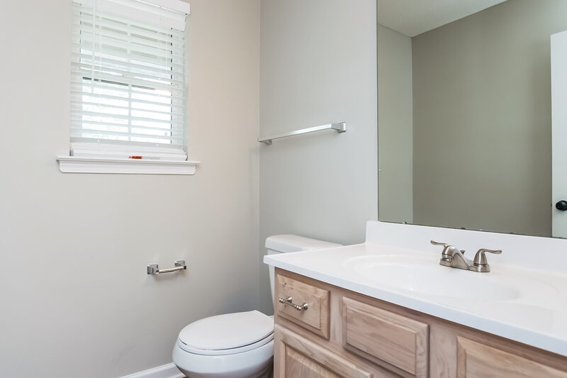 1,965/Mo, 7335 Red Maple Dr Olive Branch, MS 38654 Bathroom View