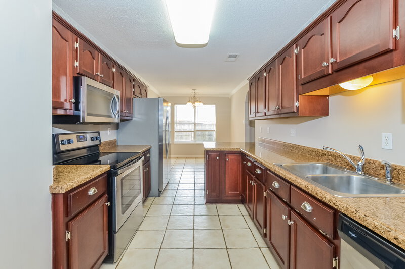 2,015/Mo, 6723 Crystal Dr Olive Branch, MS 38654 Kitchen View