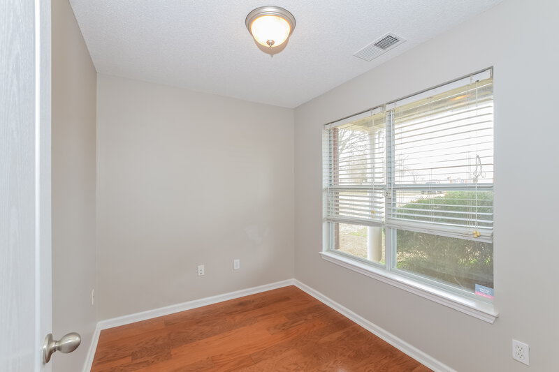 2,015/Mo, 6723 Crystal Dr Olive Branch, MS 38654 Office View