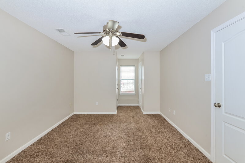 2,015/Mo, 6723 Crystal Dr Olive Branch, MS 38654 Bedroom View