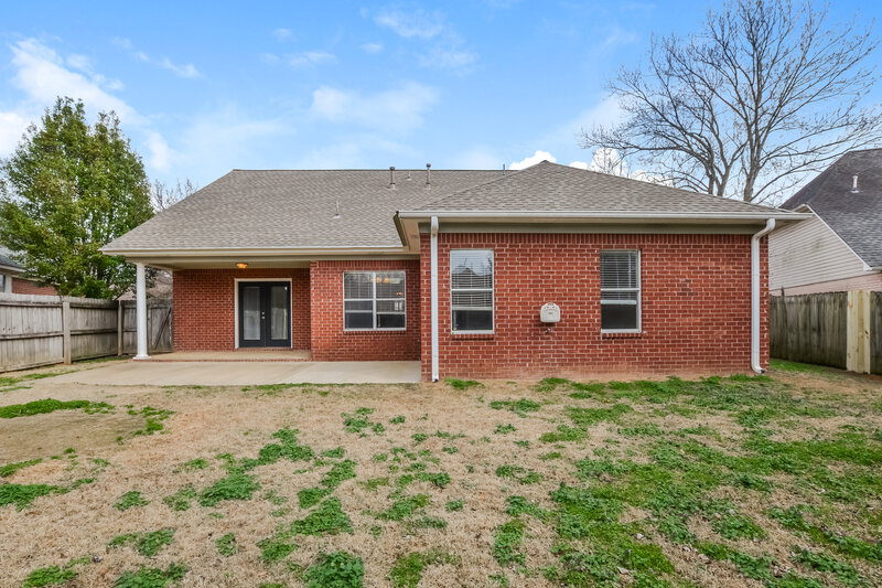 2,015/Mo, 6723 Crystal Dr Olive Branch, MS 38654 Rear View