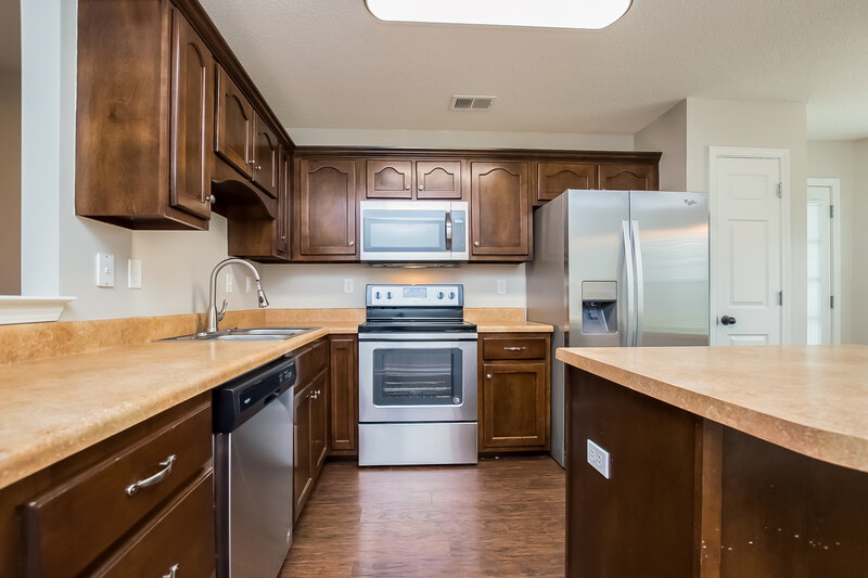 2,320/Mo, 4313 Genevieve Dr Southaven, MS 38672 Kitchen View