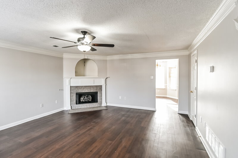 2,770/Mo, 9811 Dogwood Ct E Olive Branch, MS 38654 Living Room View 2