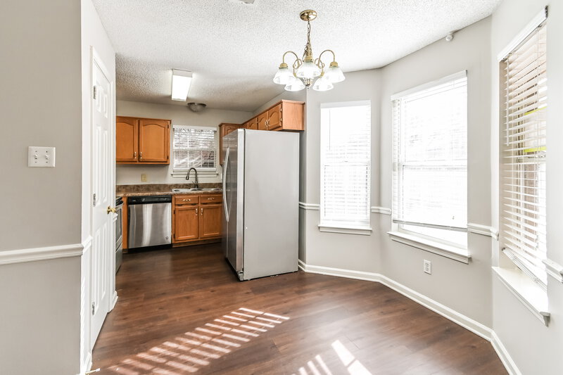 2,770/Mo, 9811 Dogwood Ct E Olive Branch, MS 38654 Dining Room View 2