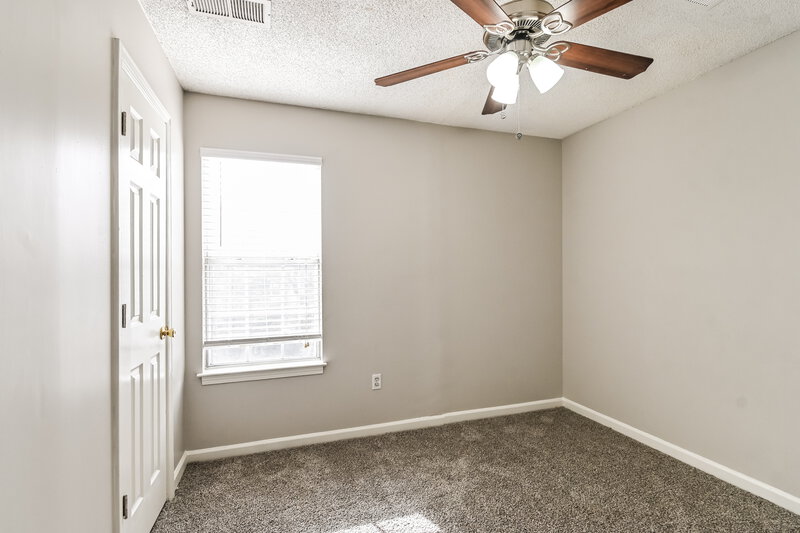 2,770/Mo, 9811 Dogwood Ct E Olive Branch, MS 38654 Bedroom View 3
