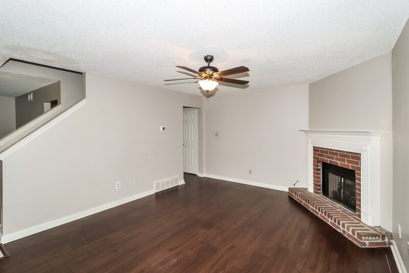 1,590/Mo, 1812 Black Bear Cir E Cordova, TN 38016 Living Room View 2