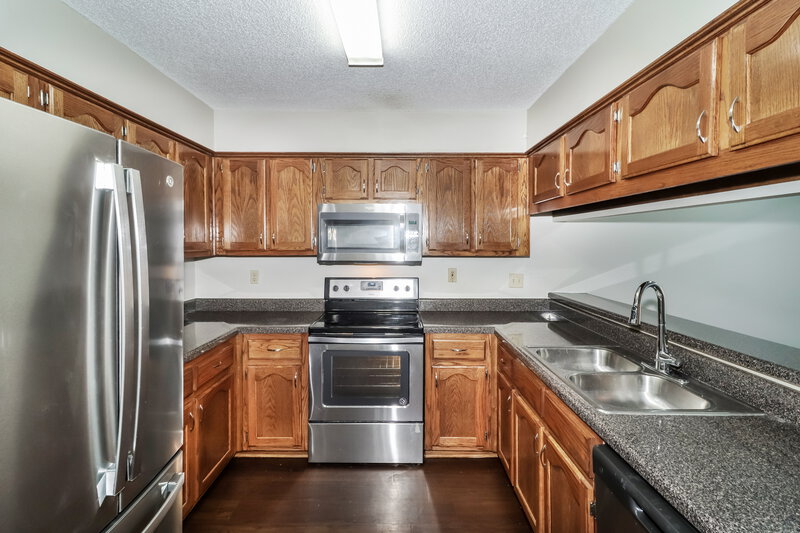 1,590/Mo, 1812 Black Bear Cir E Cordova, TN 38016 Kitchen View