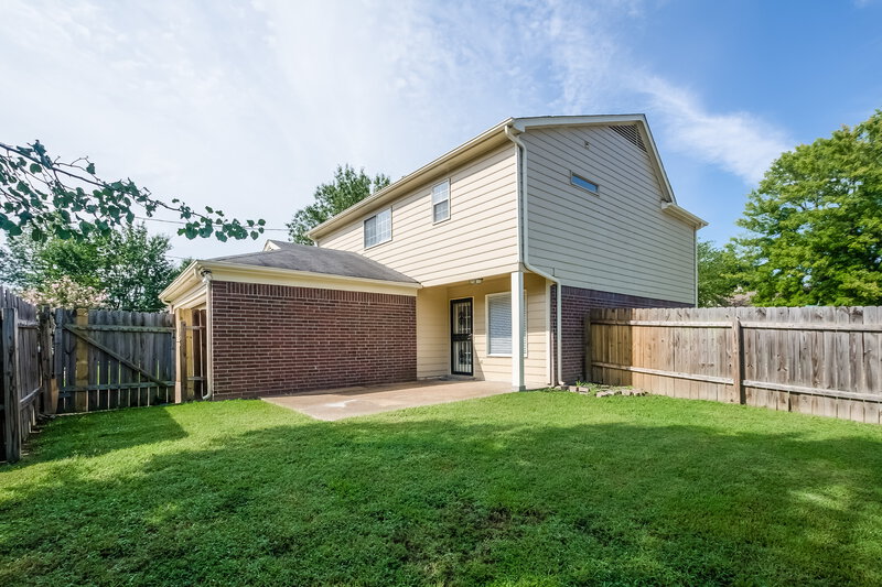 2,370/Mo, 1812 Black Bear Cir E Cordova, TN 38016 Rear View