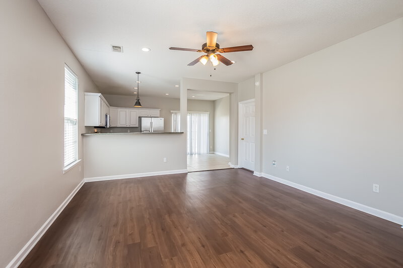 1,860/Mo, 7259 Alexander Rd Olive Branch, MS 38654 Living Room View 2