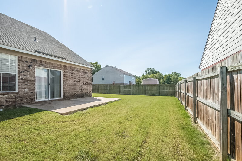 1,860/Mo, 7259 Alexander Rd Olive Branch, MS 38654 Rear View