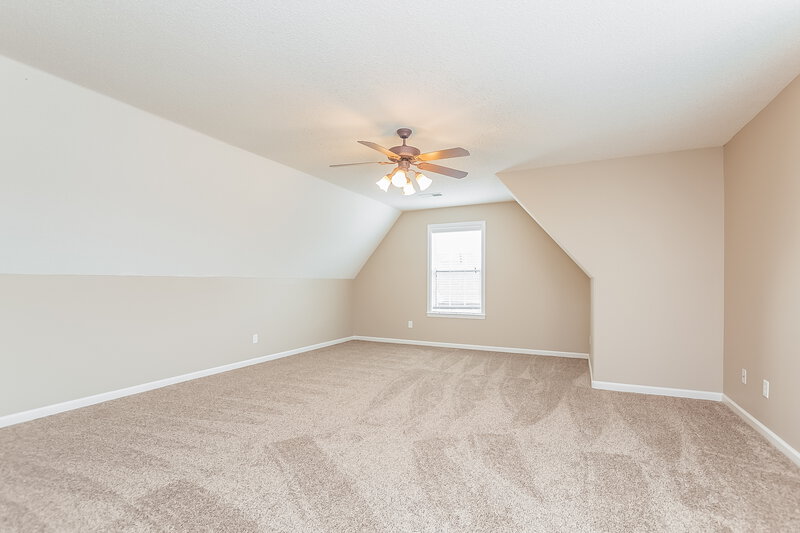 2,100/Mo, 5792 Bedford Loop E Southaven, MS 38672 Bonus Room View