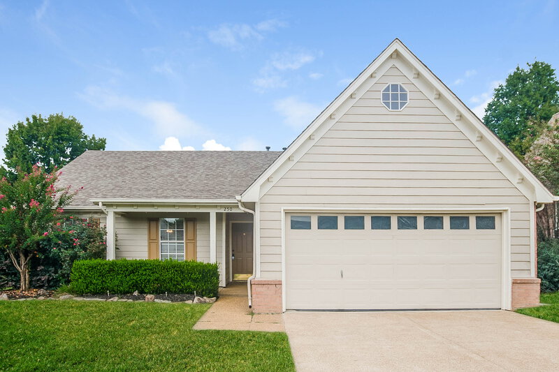 2,115/Mo, 250 Cross Point Cv Collierville, TN 38017 External View