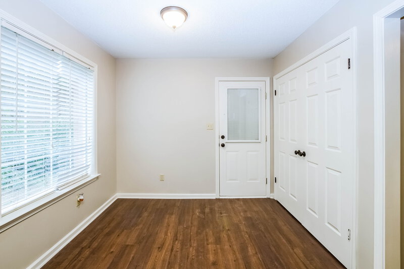 2,115/Mo, 250 Cross Point Cv Collierville, TN 38017 Dining Room View