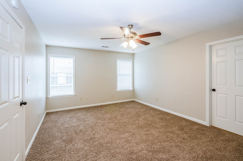 2,115/Mo, 250 Cross Point Cv Collierville, TN 38017 Master Bedroom View