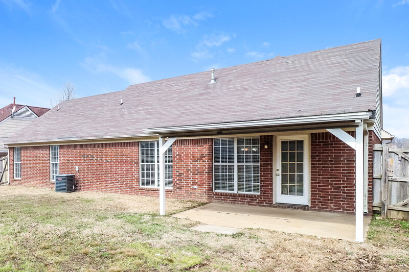 1,720/Mo, 1741 Madison Ave Southaven, MS 38671 Rear View