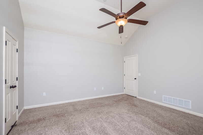 2,375/Mo, 3194 S Cherry Cv Southaven, MS 38672 Master Bedroomlarge View