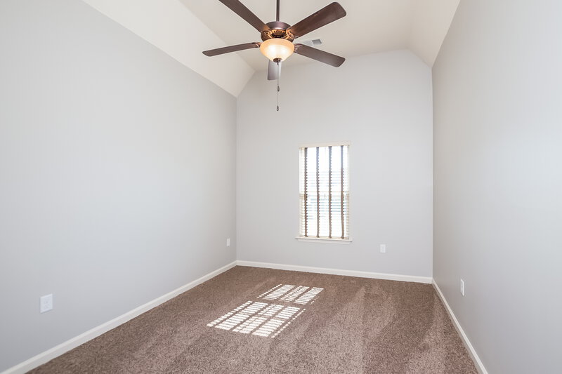 2,375/Mo, 3194 S Cherry Cv Southaven, MS 38672 Bedroomlarge View
