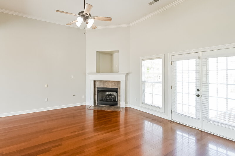 2,065/Mo, 3376 Valley Crest Dr Southaven, MS 38672 Living Room View