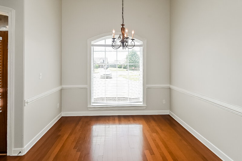2,065/Mo, 3376 Valley Crest Dr Southaven, MS 38672 Dining Room View 2
