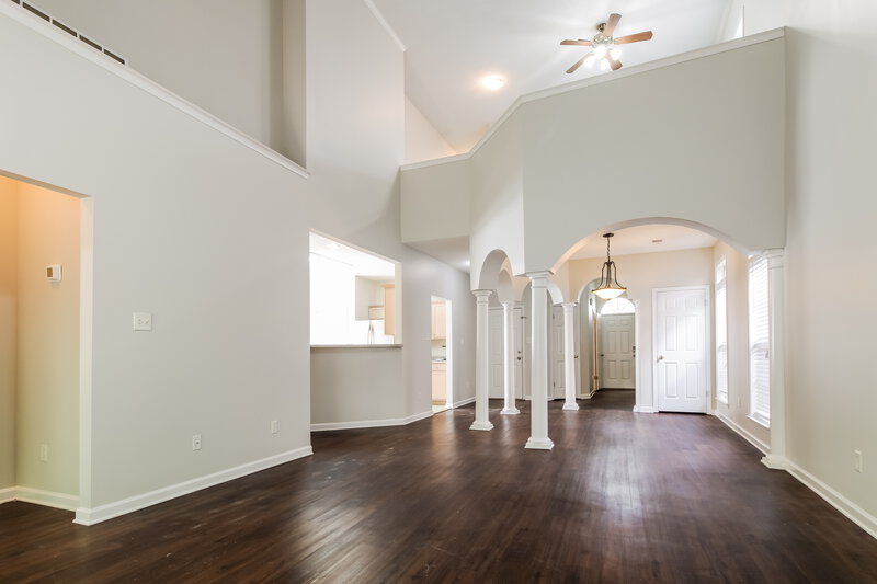 2,690/Mo, 7510 Bakers Glenn Ln Cordova, TN 38018 Dining Room View