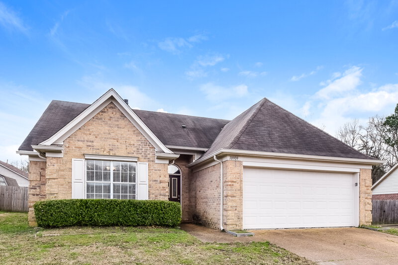 1,820/Mo, 10909 Lexington Dr Olive Branch, MS 38654 Front View