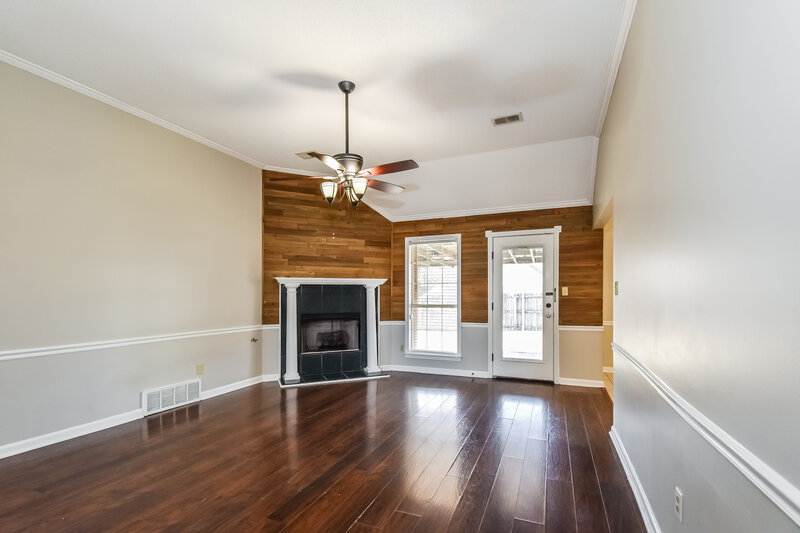 1,960/Mo, 9355 Lacee Ln Olive Branch, MS 38654 Living Room View 2