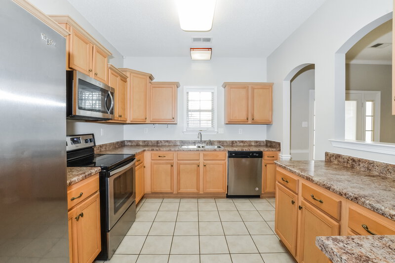 1,740/Mo, 120 Penny Ln Oakland, TN 38060 Kitchen View