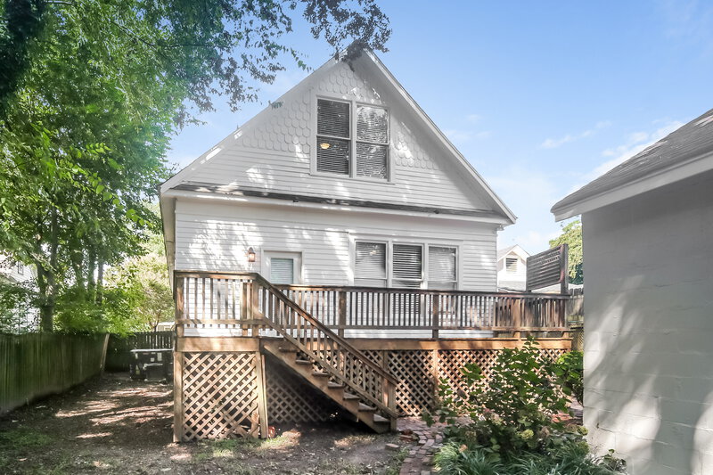 2,470/Mo, 2057 Vinton Ave Memphis, TN 38104 Rear View