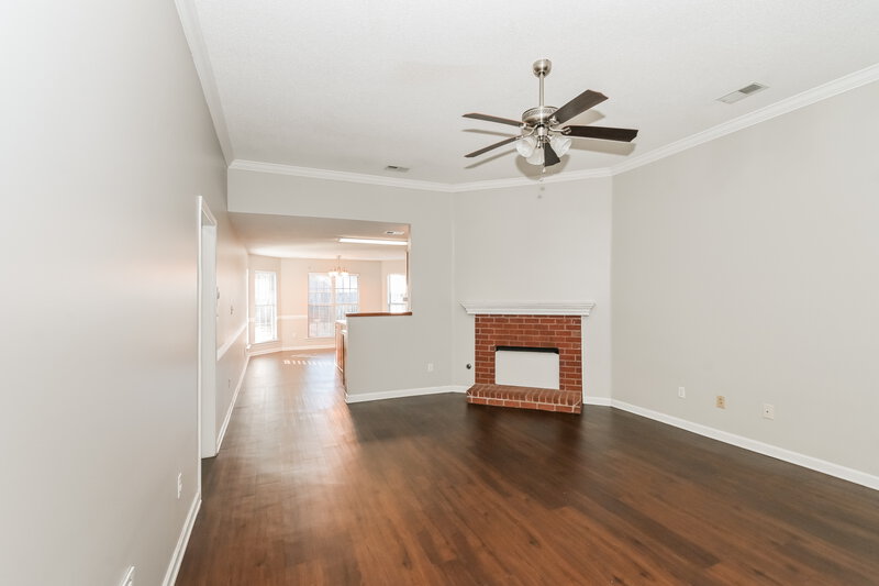 2,100/Mo, 5383 Mahogany Ridge Dr Arlington, TN 38002 Living Room View 2