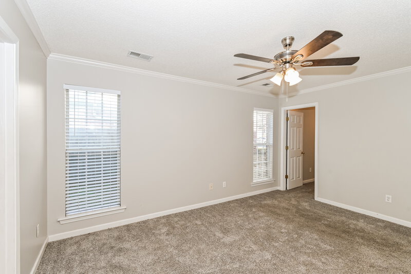 2,100/Mo, 5383 Mahogany Ridge Dr Arlington, TN 38002 Main Bedroom View 2