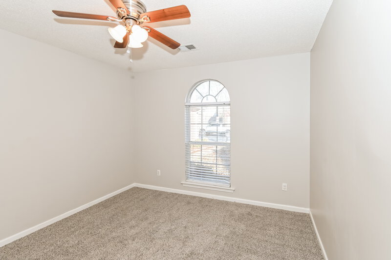2,100/Mo, 5383 Mahogany Ridge Dr Arlington, TN 38002 Bedroom View 4