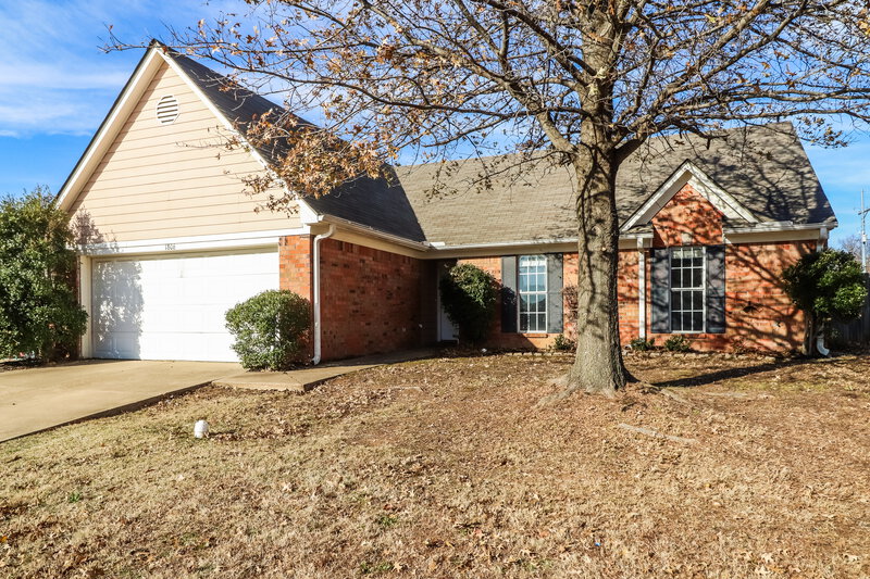 1,690/Mo, 1806 Central Trails Dr Southaven, MS 38671 Front View