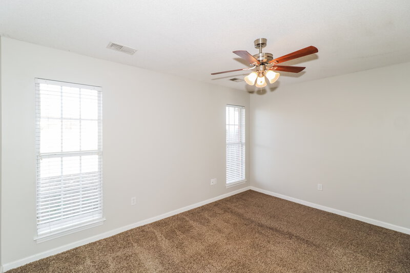 1,690/Mo, 1806 Central Trails Dr Southaven, MS 38671 Main Bedroom View 2