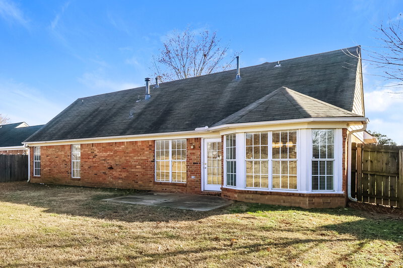 1,690/Mo, 1806 Central Trails Dr Southaven, MS 38671 Rear View 2