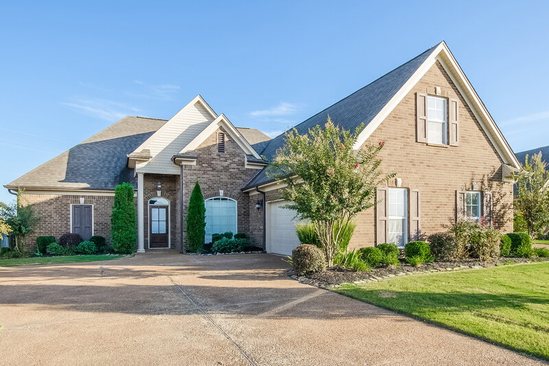 2,420/Mo, 3288 Champion Hills Dr Southaven, MS 38672 External View
