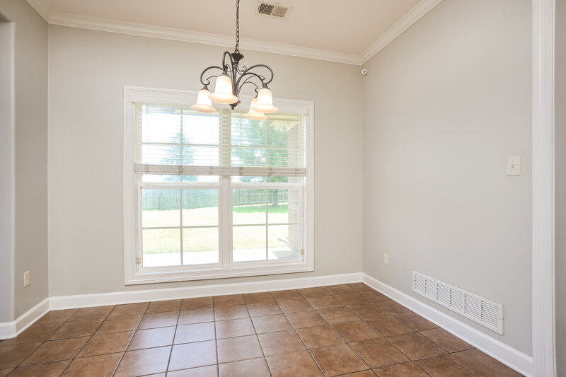 2,495/Mo, 3288 Champion Hills Dr Southaven, MS 38672 Dining Room View