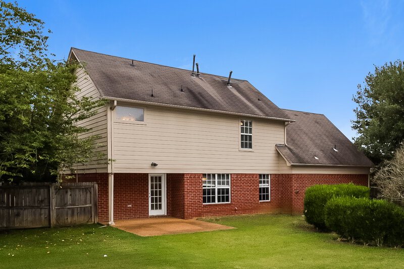 2,280/Mo, 11667 Millwind Dr Arlington, TN 38002 Rear View