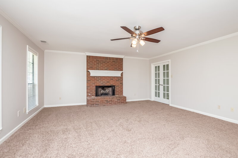 1,950/Mo, 6726 Oak Forest Dr Olive Branch, MS 38654 Living Roomlarge View 2