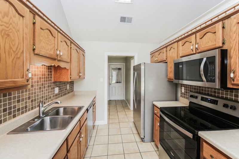 1,780/Mo, 10177 Fox Chase Dr Olive Branch, MS 38654 Kitchen View